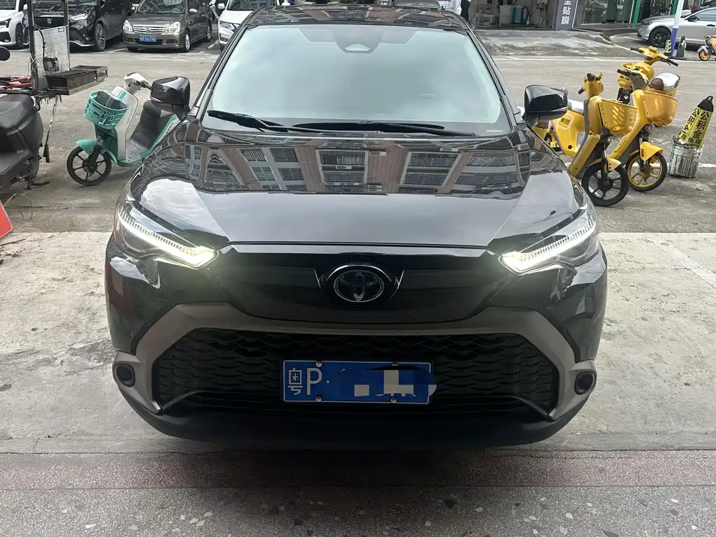 Toyota Frontlander — миниатюра 2