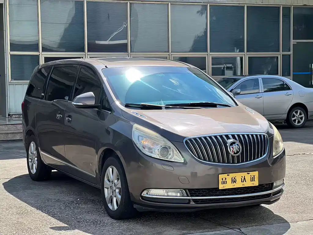 Buick GL8 — миниатюра 3