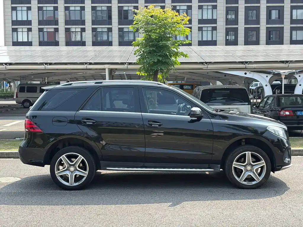 Mercedes-Benz GLE 2015 GLE 400 4MATIC