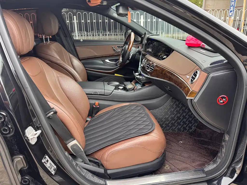 Mercedes-Benz S-Class — миниатюра 14