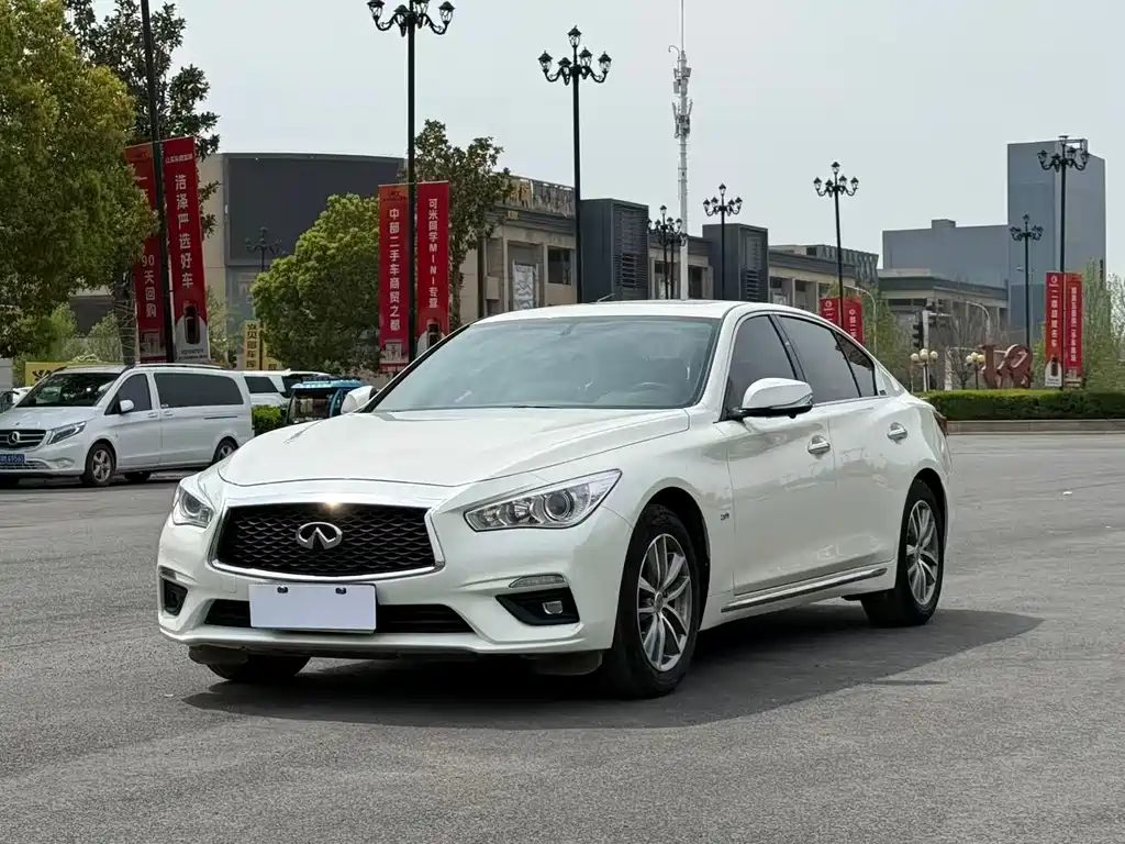 Infiniti Q50L 2022