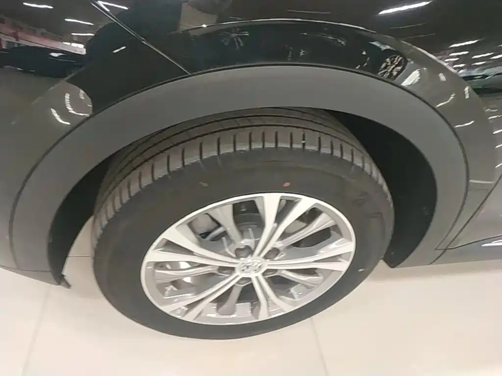 Buick Envision Plus — миниатюра 23