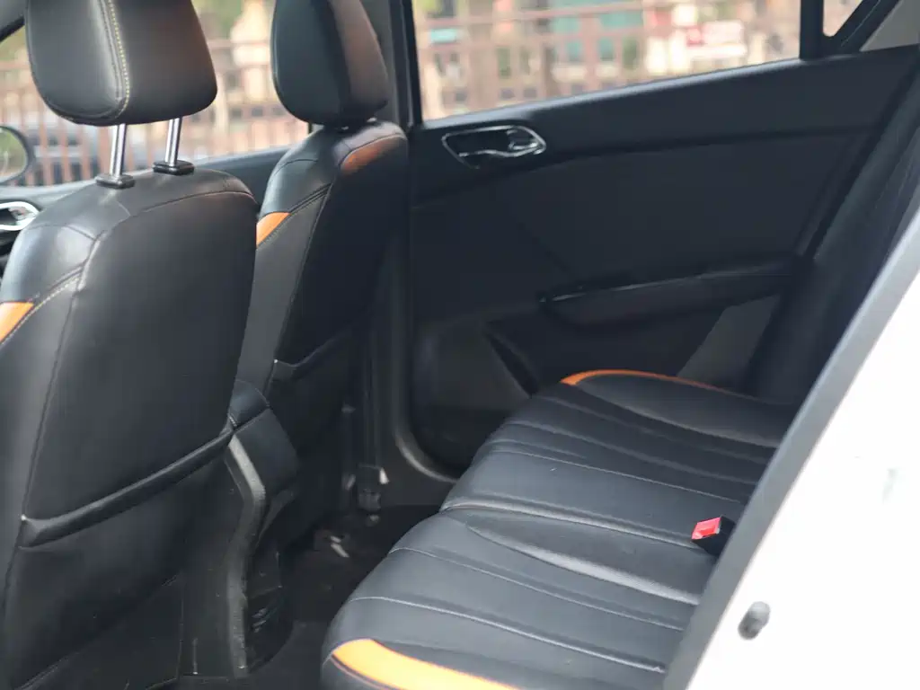 Baojun 310 — миниатюра 19