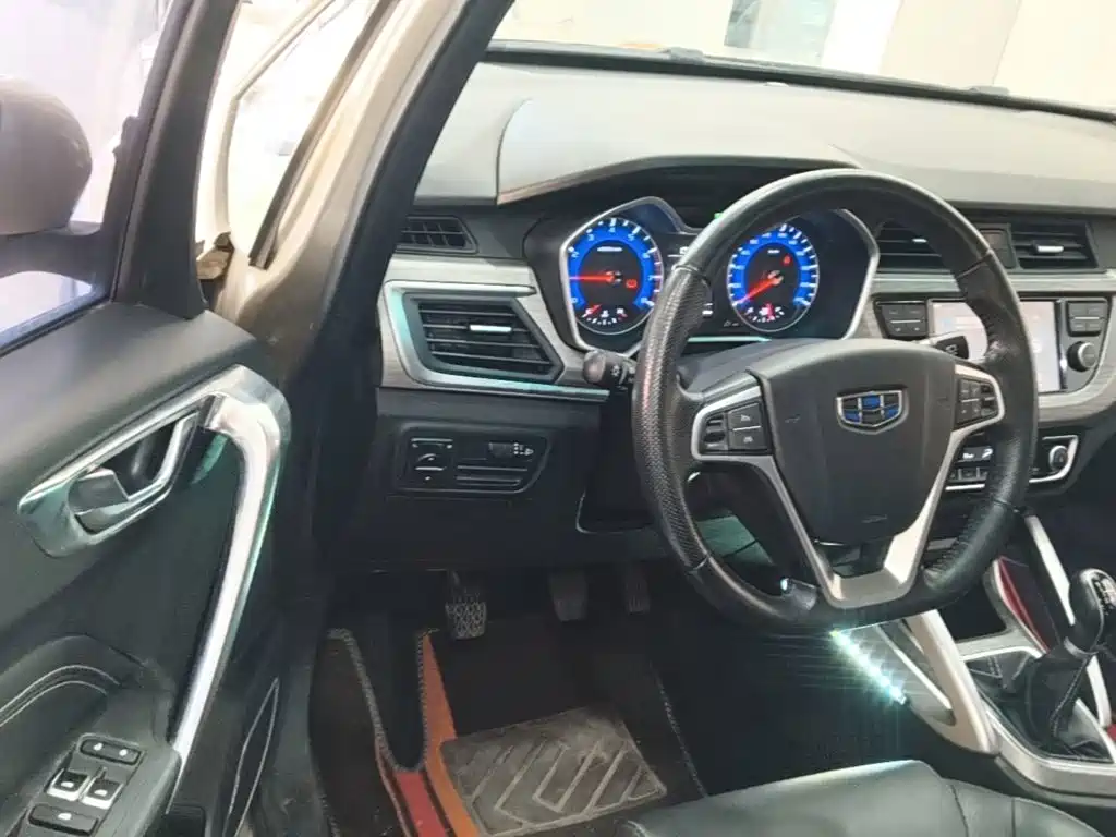 Geely Vision X3 — миниатюра 16