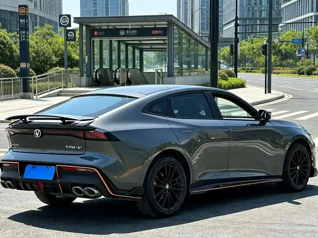 Changan UNI-V — миниатюра 6