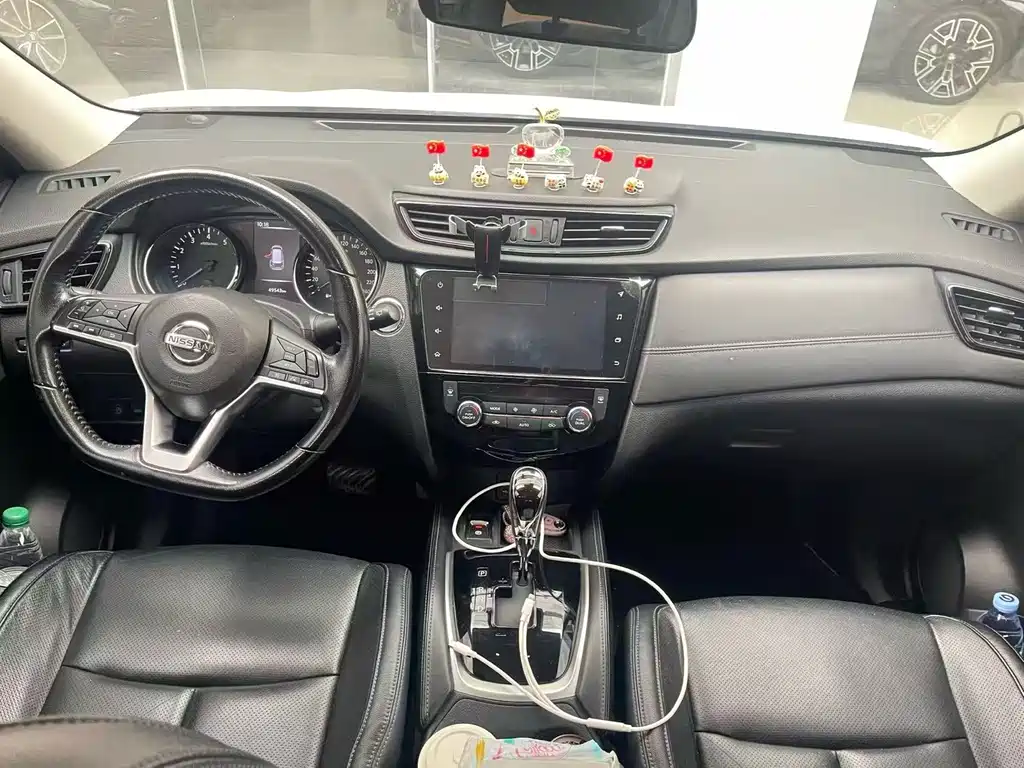 Nissan X-Trail — миниатюра 4