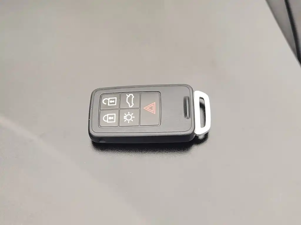 Volvo V40 — миниатюра 19