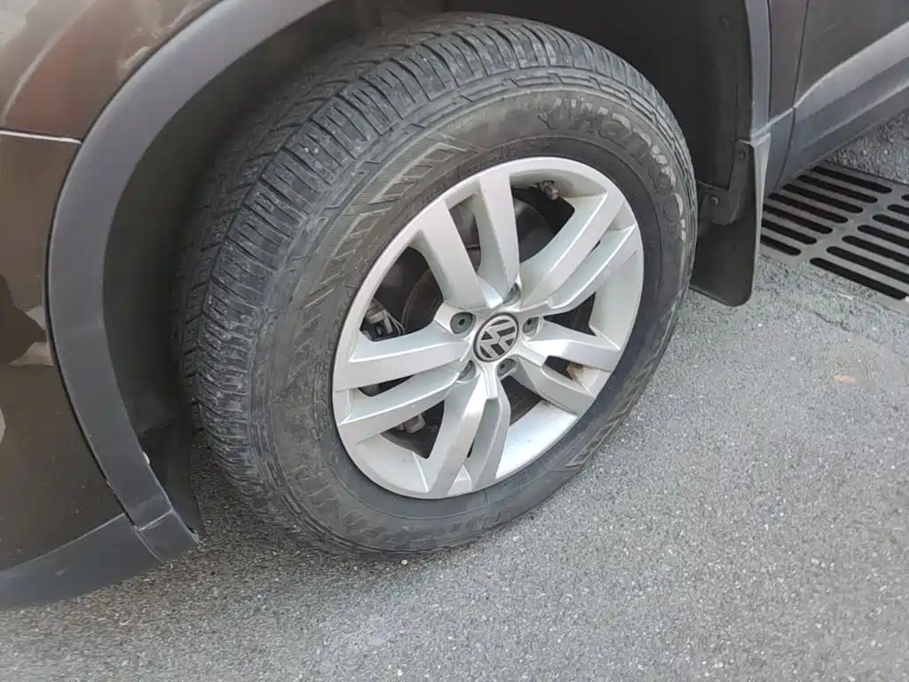 Volkswagen Tiguan — миниатюра 23