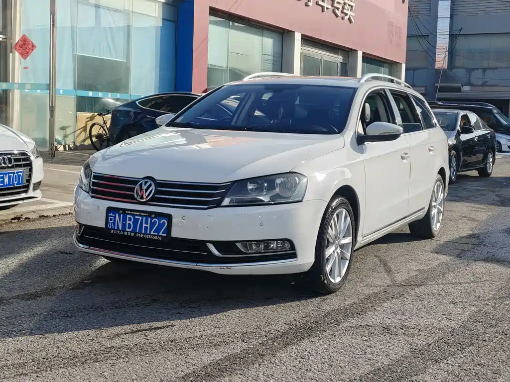 Volkswagen Magotan (Import) 2014