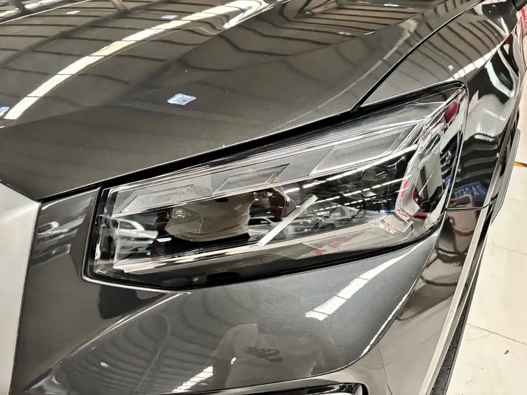 Audi Q2L — миниатюра 4