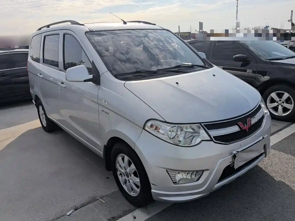 Wuling Hongguang — миниатюра 4