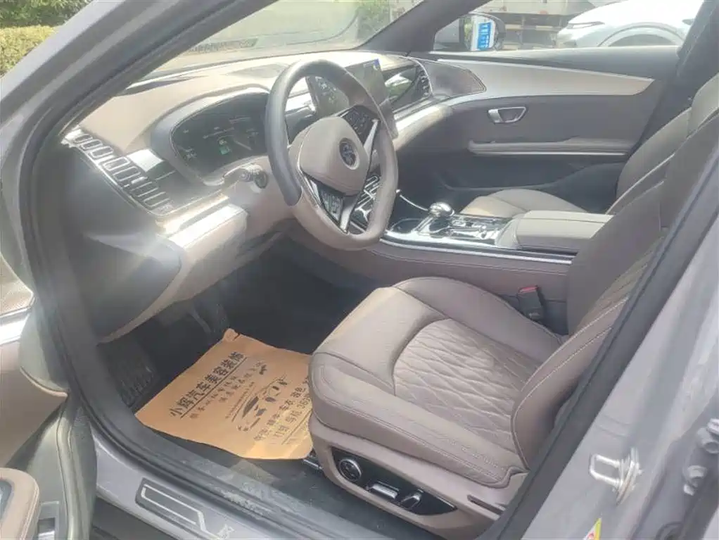 BYD Han 2025 DM-i Smart Drive 125KM Flagship
