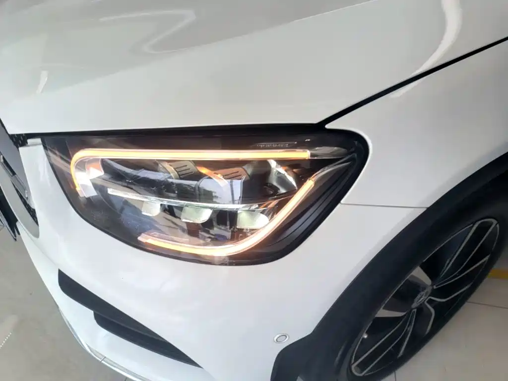 Mercedes-Benz GLC — миниатюра 24
