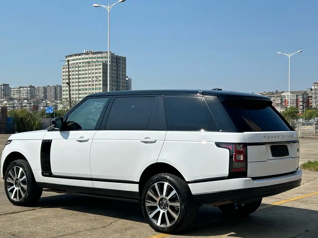 Land Rover Range Rover — миниатюра 6