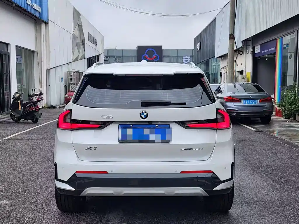 BMW X1 2024 sDrive25Li X
