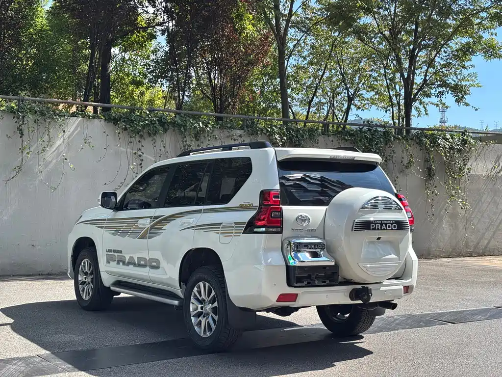 Toyota Prado — миниатюра 7