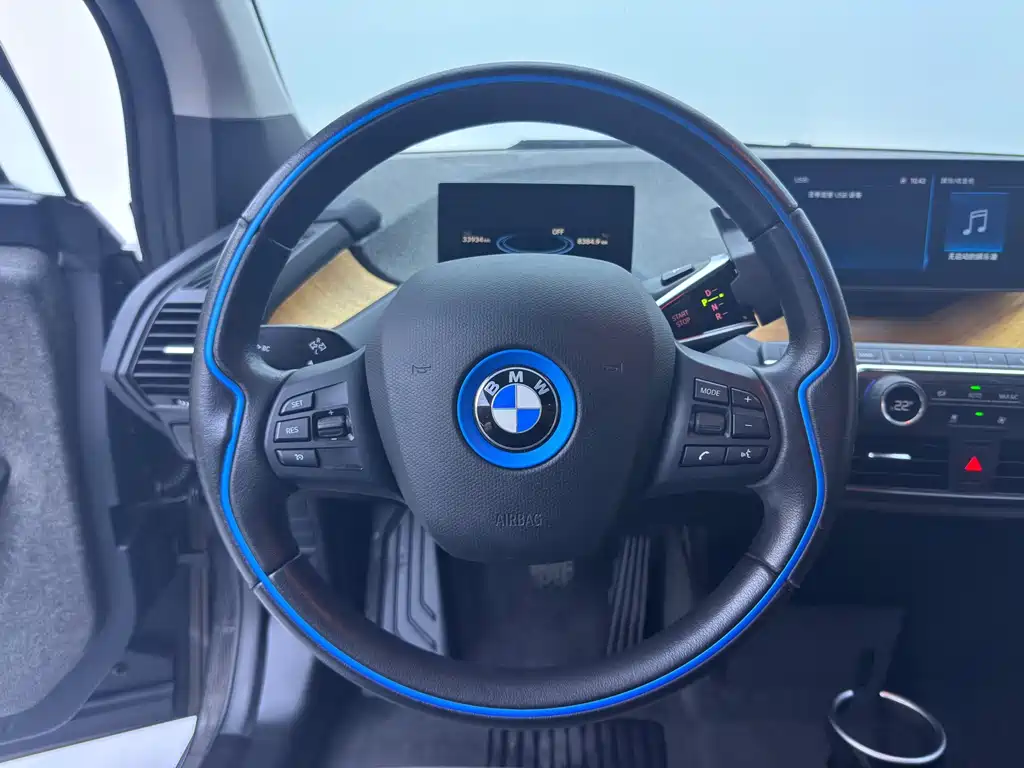 BMW i3 (Import) — миниатюра 14