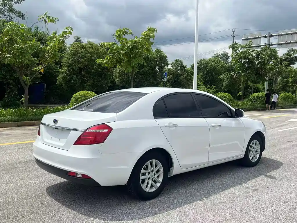 Geely Emgrand Sedan Million Model 1.5L Manual Luxury Type, фото 7