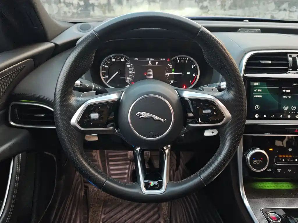 Jaguar XEL — миниатюра 16
