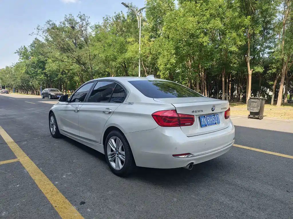 BMW 3 Series — миниатюра 9