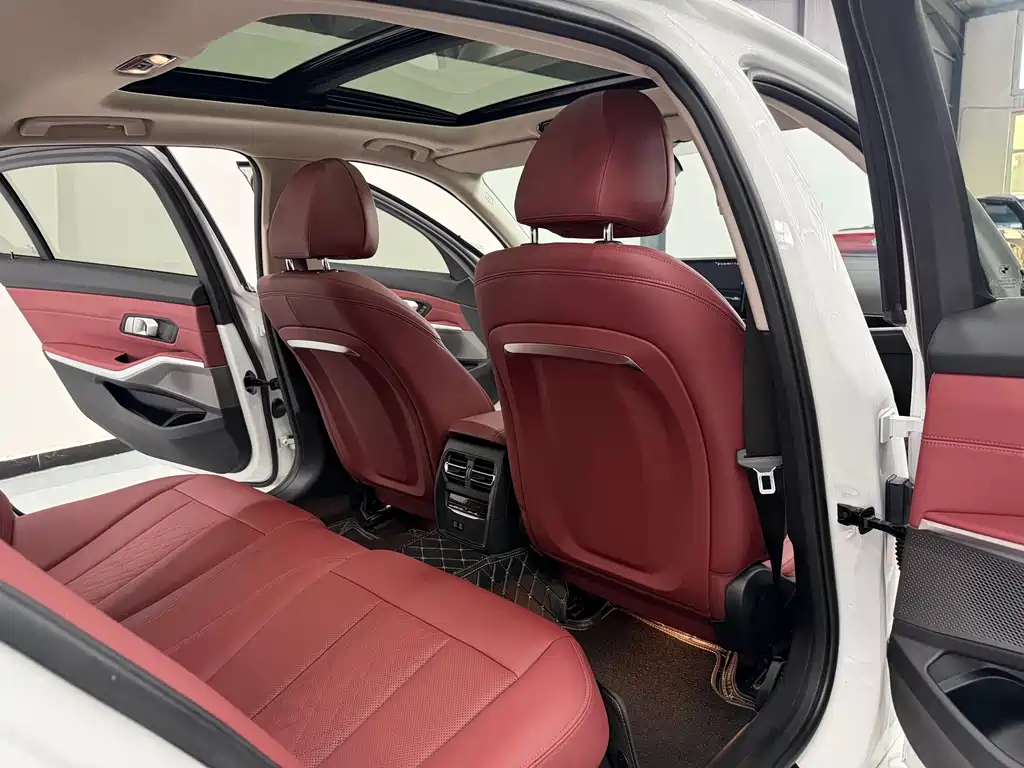 BMW 3 Series — миниатюра 19