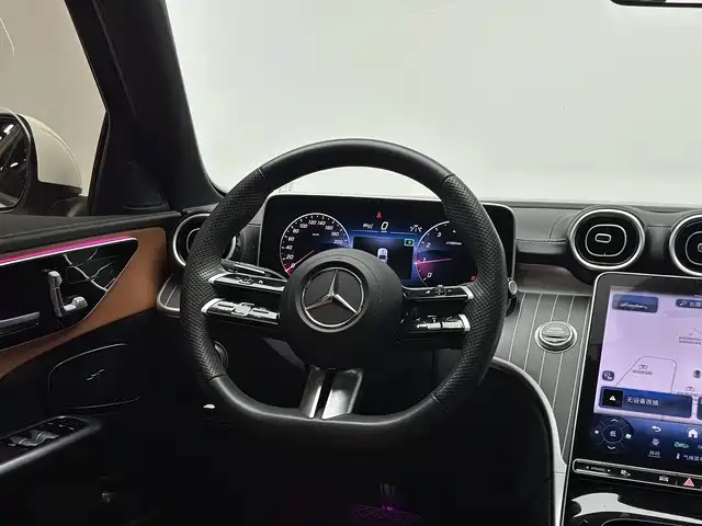 Mercedes-Benz C-Class — миниатюра 8