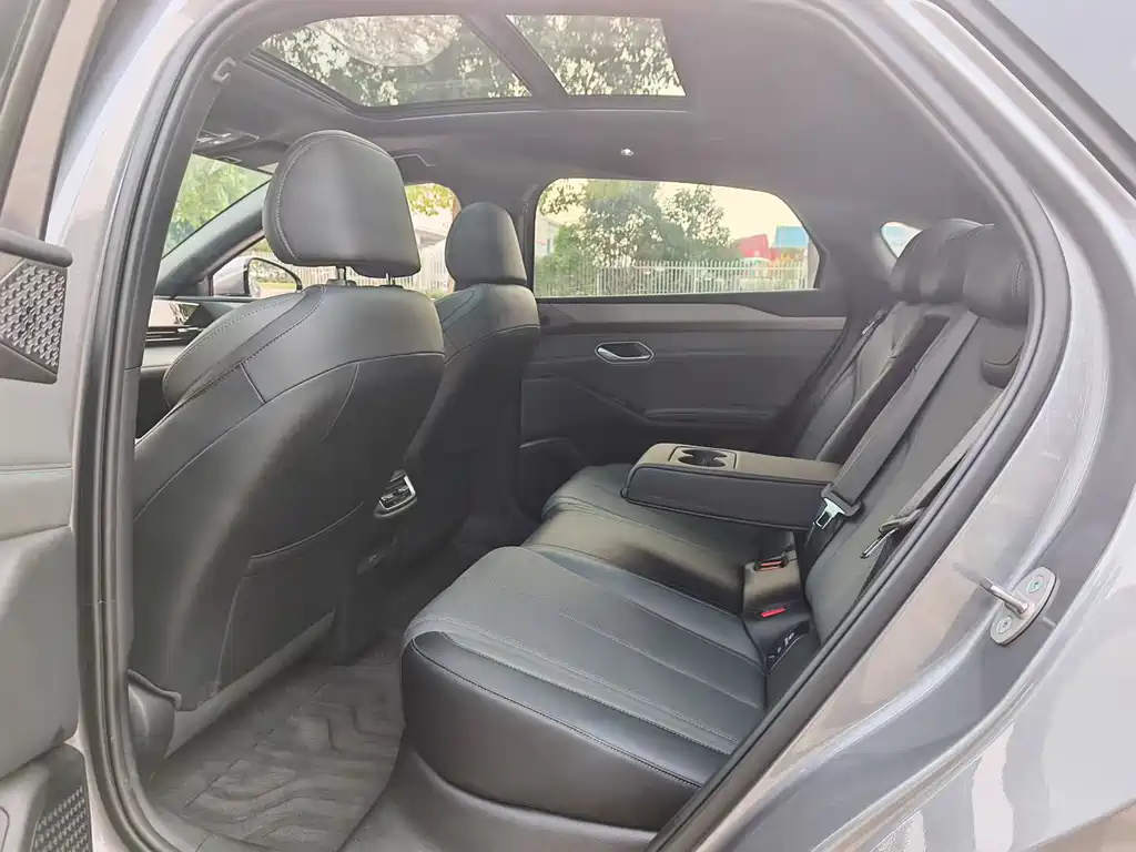 BYD Qin L — миниатюра 6