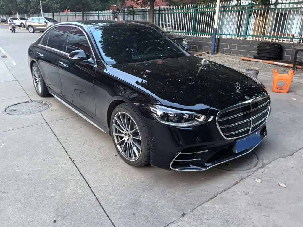 Mercedes-Benz S-Class — миниатюра 6