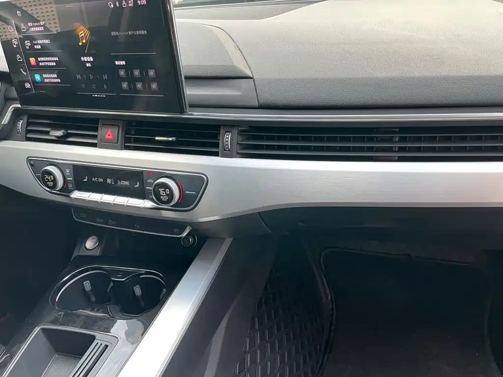 Audi A4L — миниатюра 18