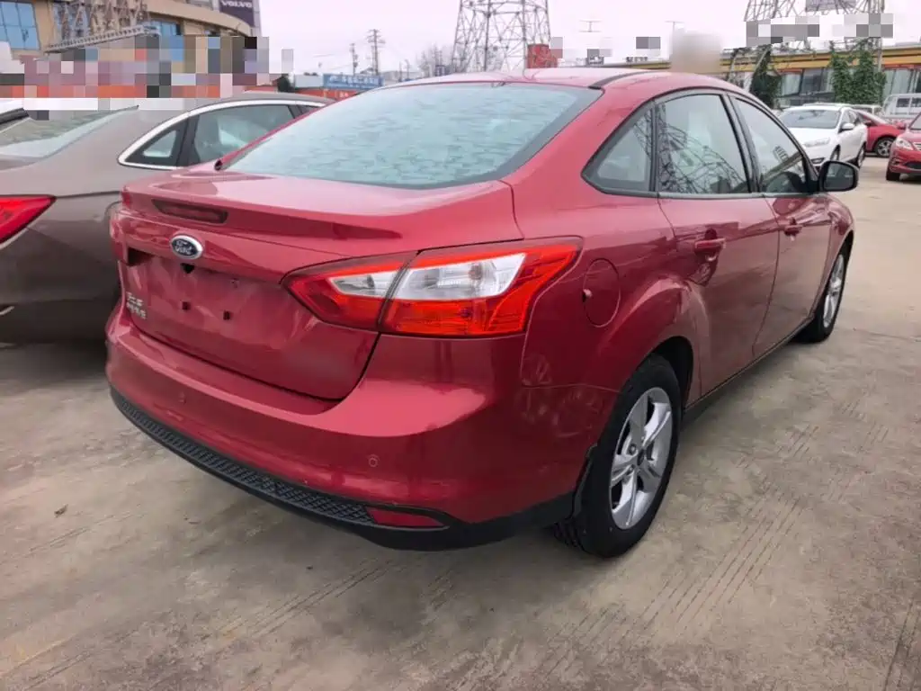 Ford Focus — миниатюра 7