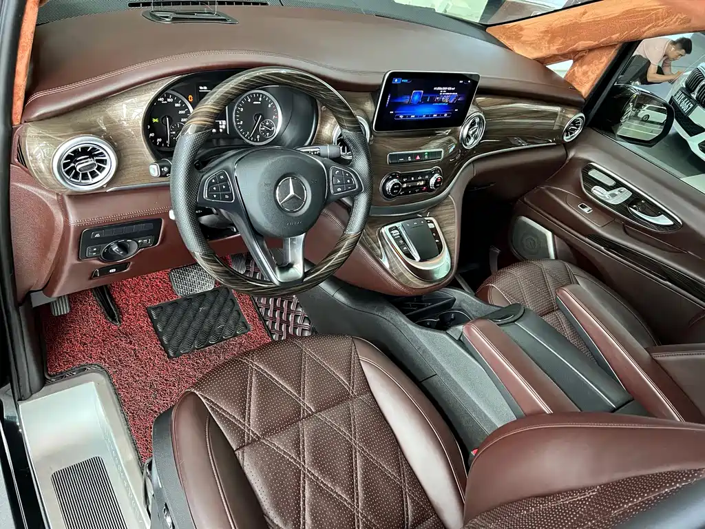 Mercedes-Benz Vito — миниатюра 7