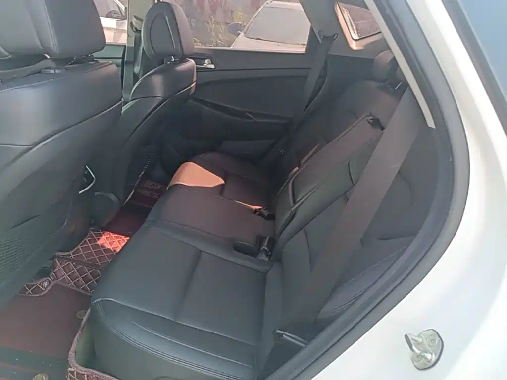 Hyundai Tucson — миниатюра 17