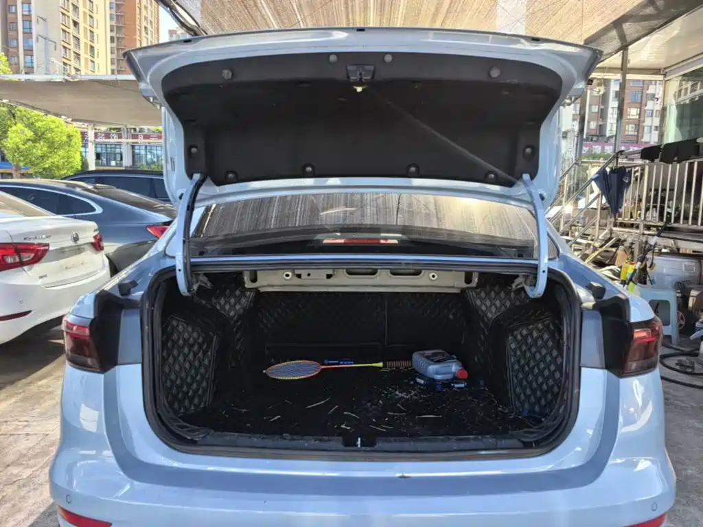 Geely Emgrand — миниатюра 19
