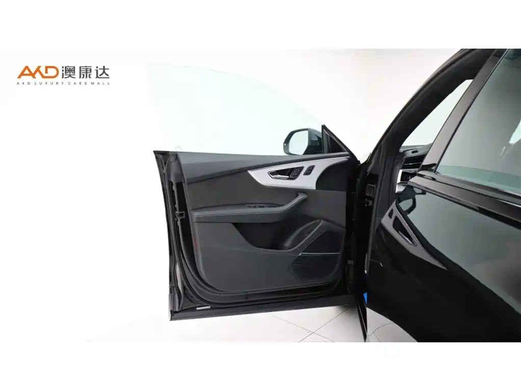Audi Q8 2019 55 TFSI