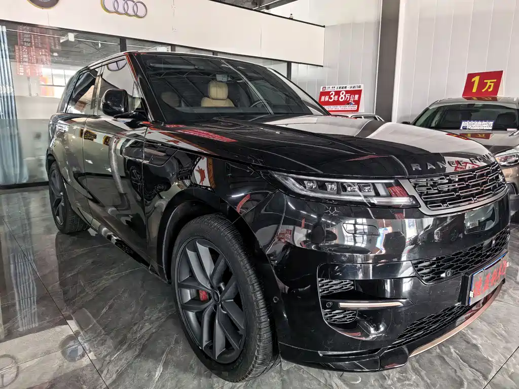 Land Rover Range Rover Sport 2025 400PS Dynamic SE