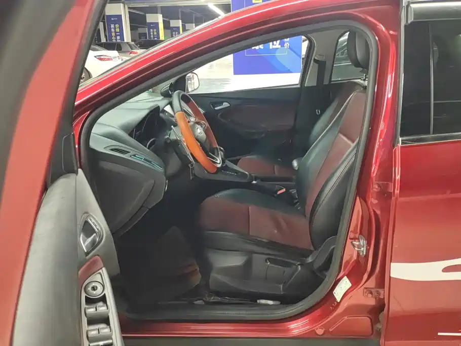 Ford Focus — миниатюра 9
