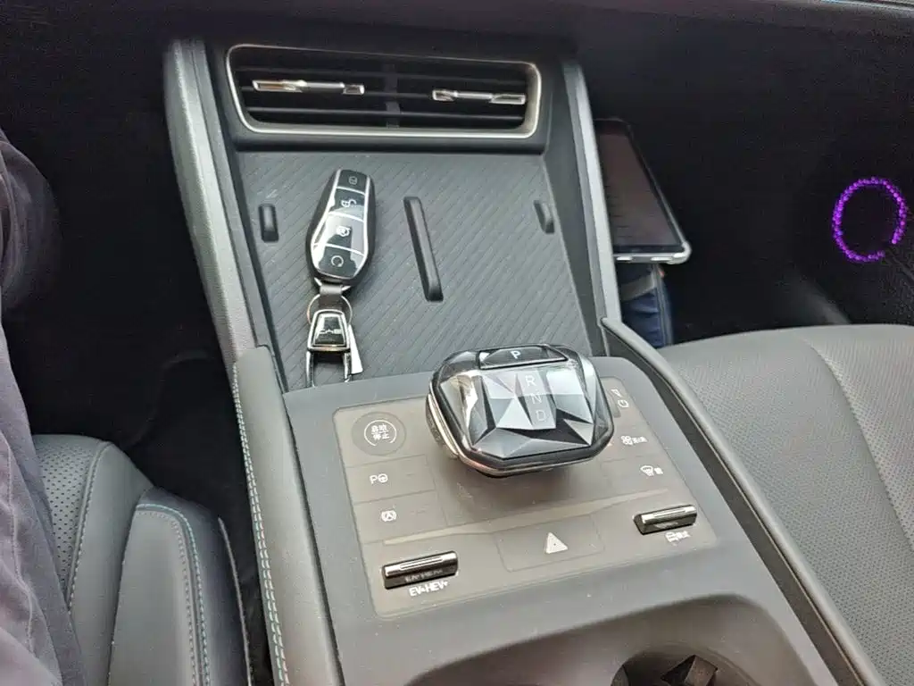 BYD Qin L — миниатюра 14