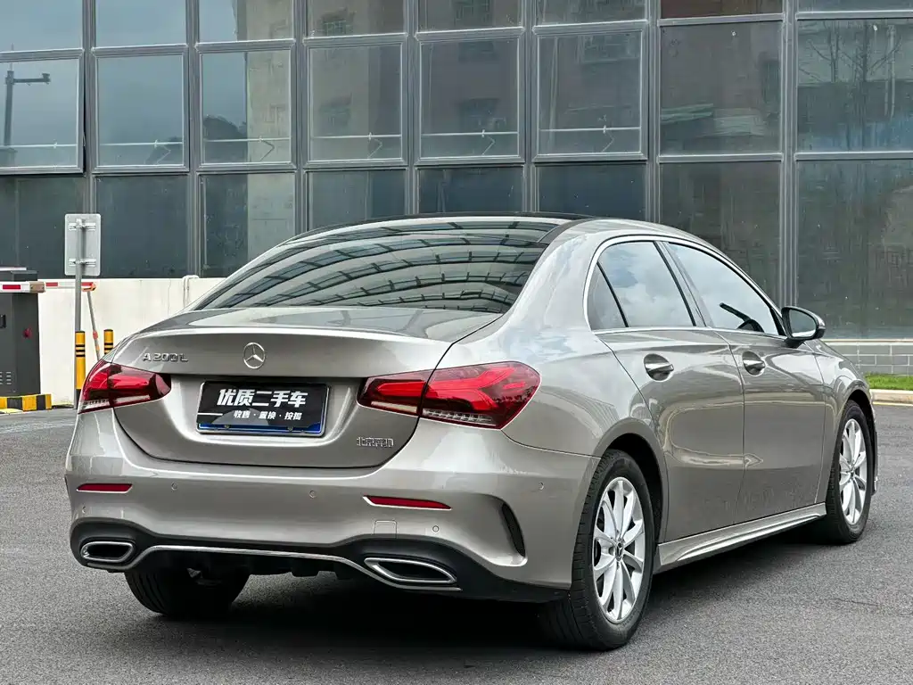Mercedes-Benz A-Class Facelift A 200 L Sport Sedan Fashion Type, фото 7