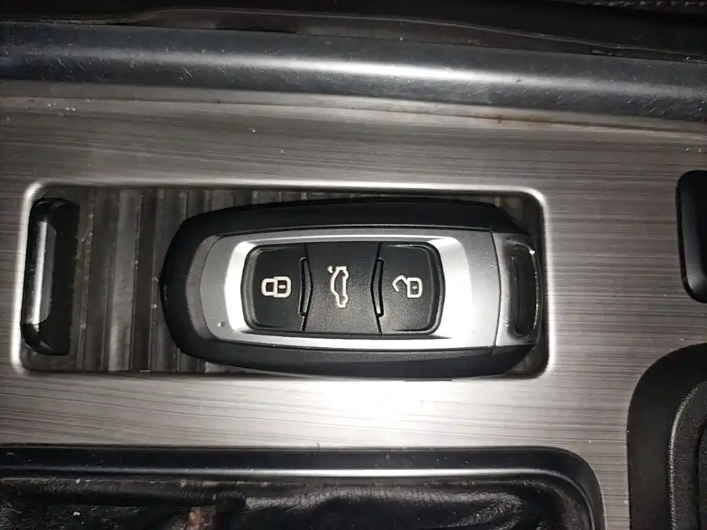 Geely Vision X6 — миниатюра 9