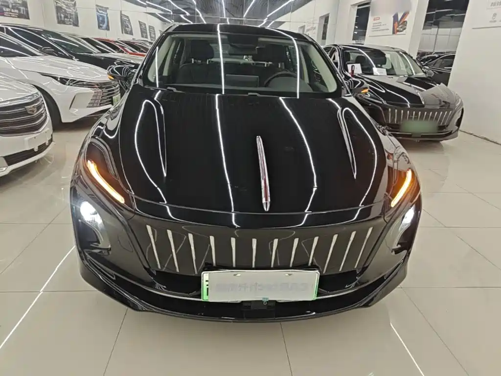 Hongqi Hongqi E-QM5 — миниатюра 3