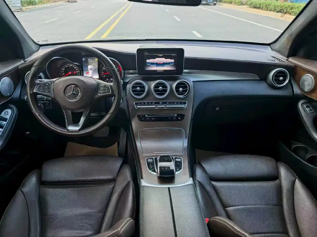 Mercedes-Benz GLC — миниатюра 6