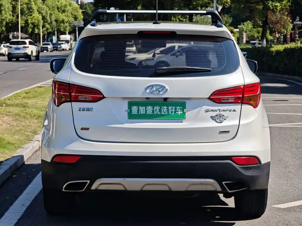 Hyundai Santa Fe — миниатюра 6