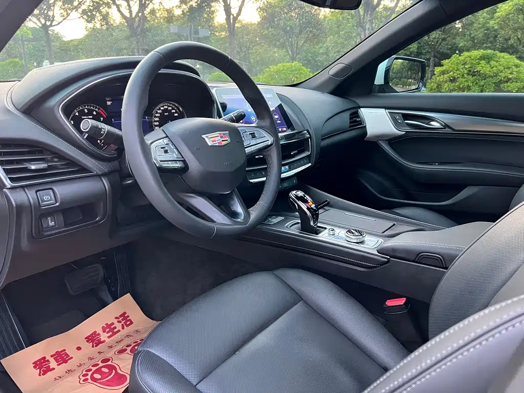 Cadillac CT5 — миниатюра 10