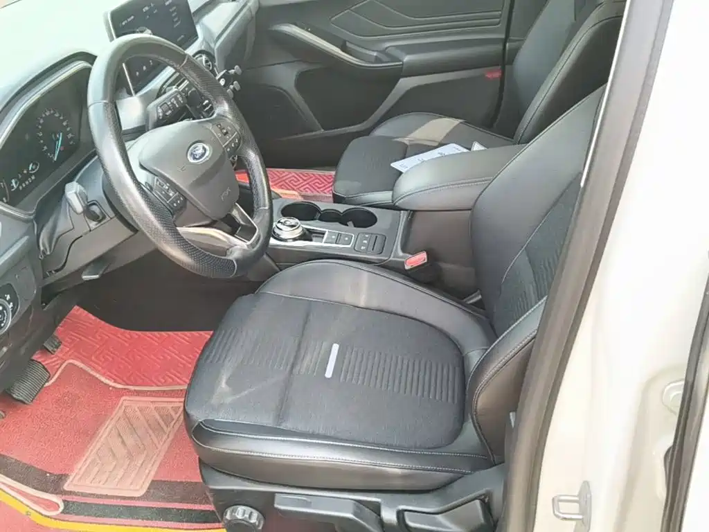 Ford Focus Active — миниатюра 15