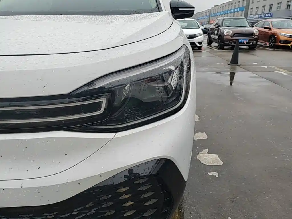 Volkswagen ID.6 Crozz — миниатюра 24