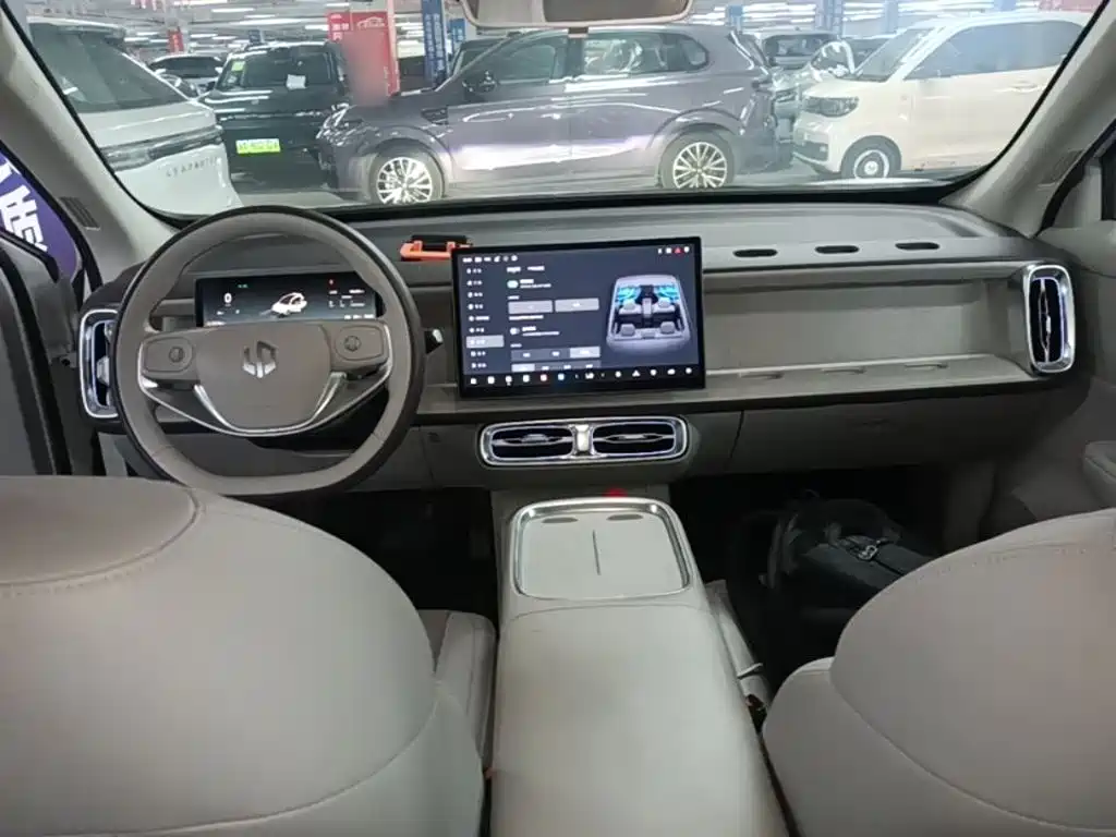 Leapmotor Leapmotor B10 — миниатюра 10