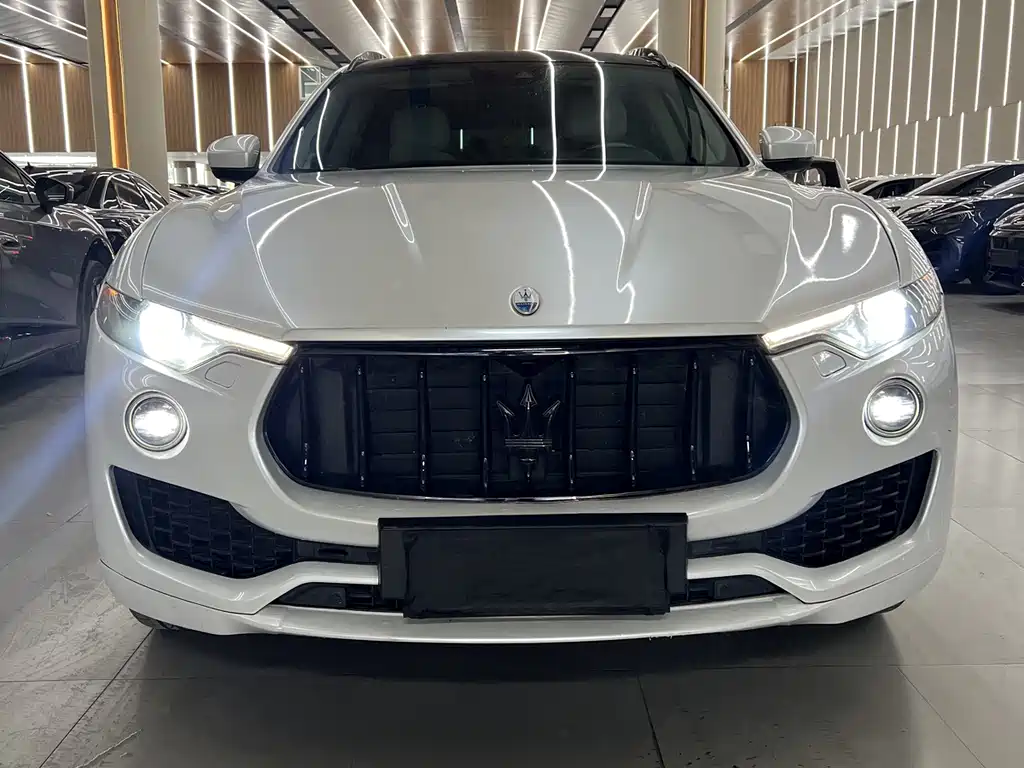 Maserati Levante — миниатюра 2