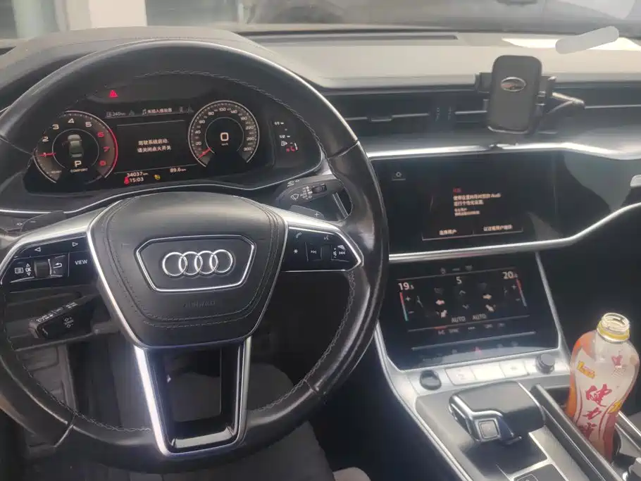 Audi A6L — миниатюра 12