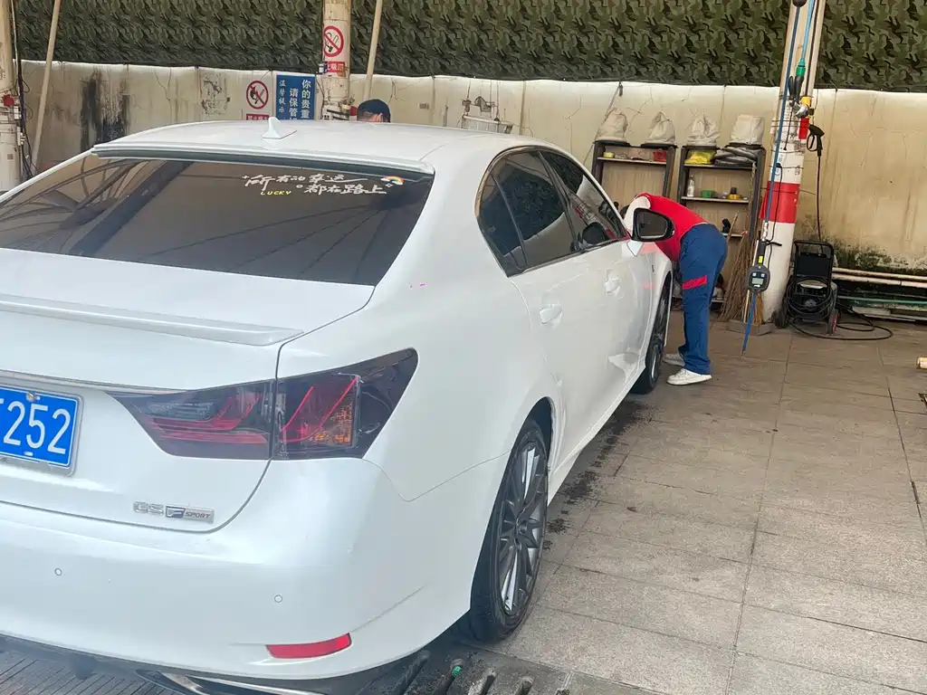 Lexus GS — миниатюра 5