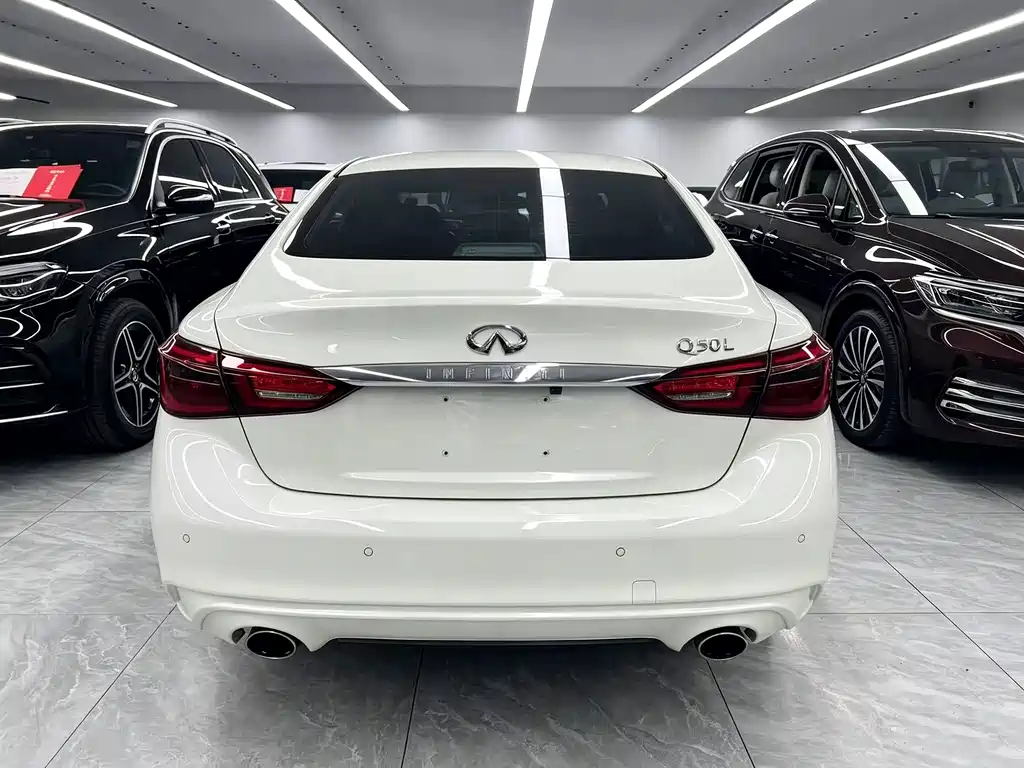 Infiniti Q50L — миниатюра 5
